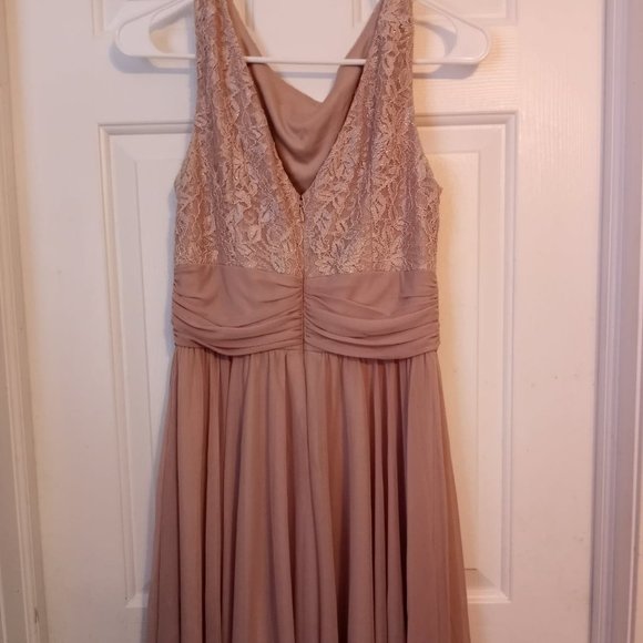 JH Evenings Dresses Jh Evenings Dress Size 6 Kneelength Poshmark